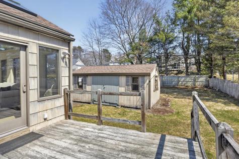 16 Meadow Way Cape Elizabeth ME 04107
