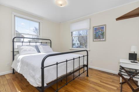 16 Meadow Way Cape Elizabeth ME 04107
