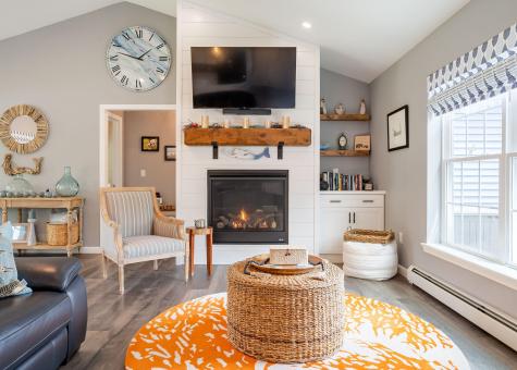67 River Point Road Wiscasset ME 04578