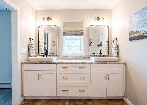 67 River Point Road Wiscasset ME 04578