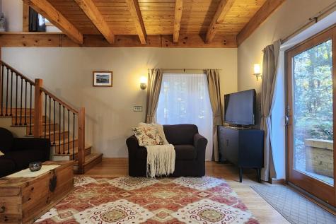 585 River Road Brunswick ME 04011