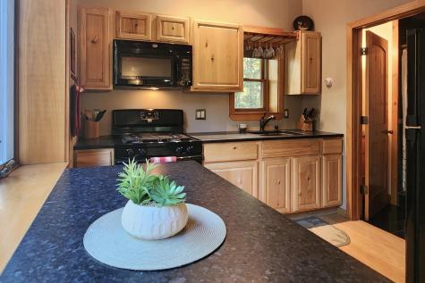 585 River Road Brunswick ME 04011