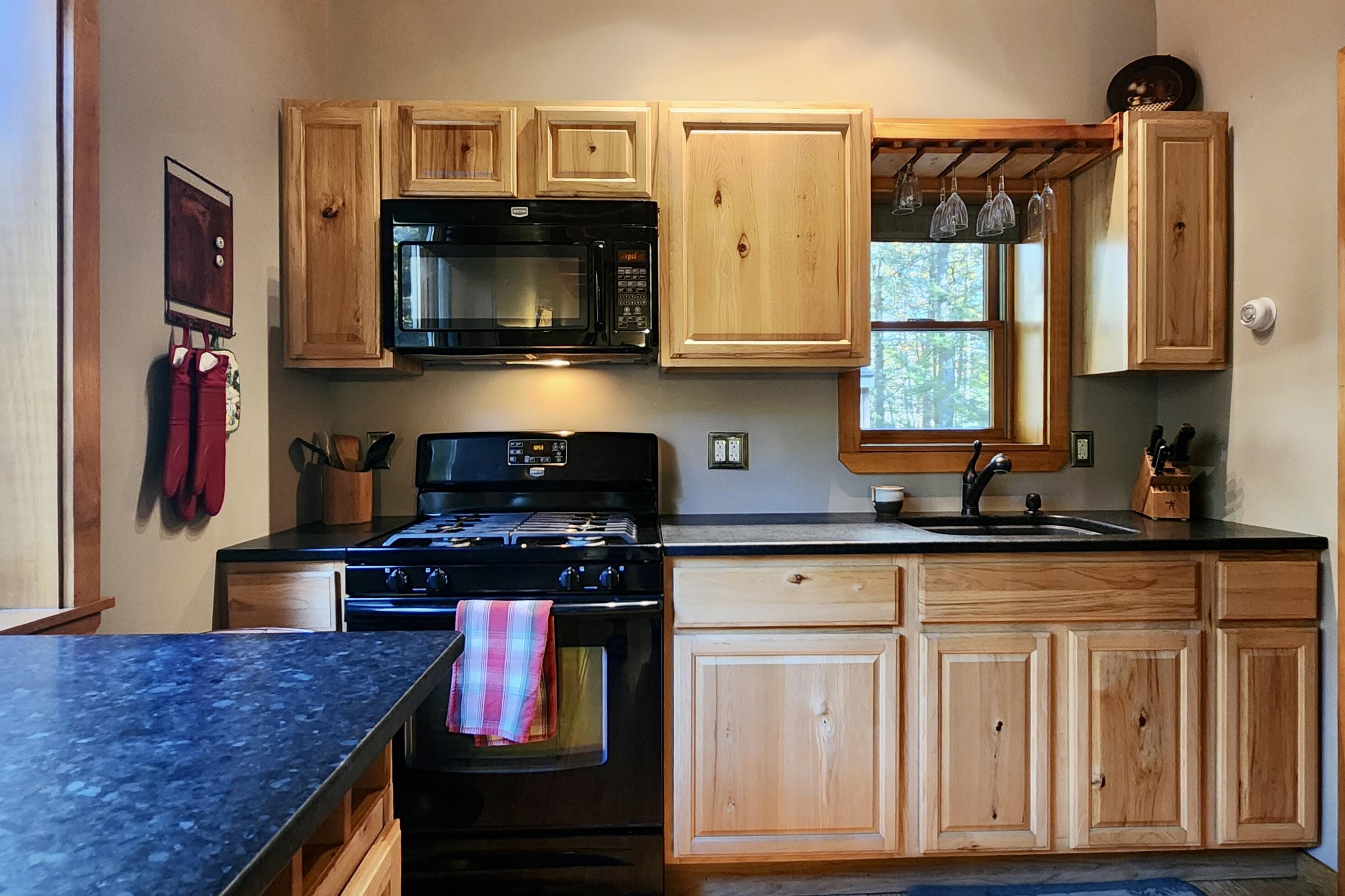 585 River Road Brunswick ME 04011