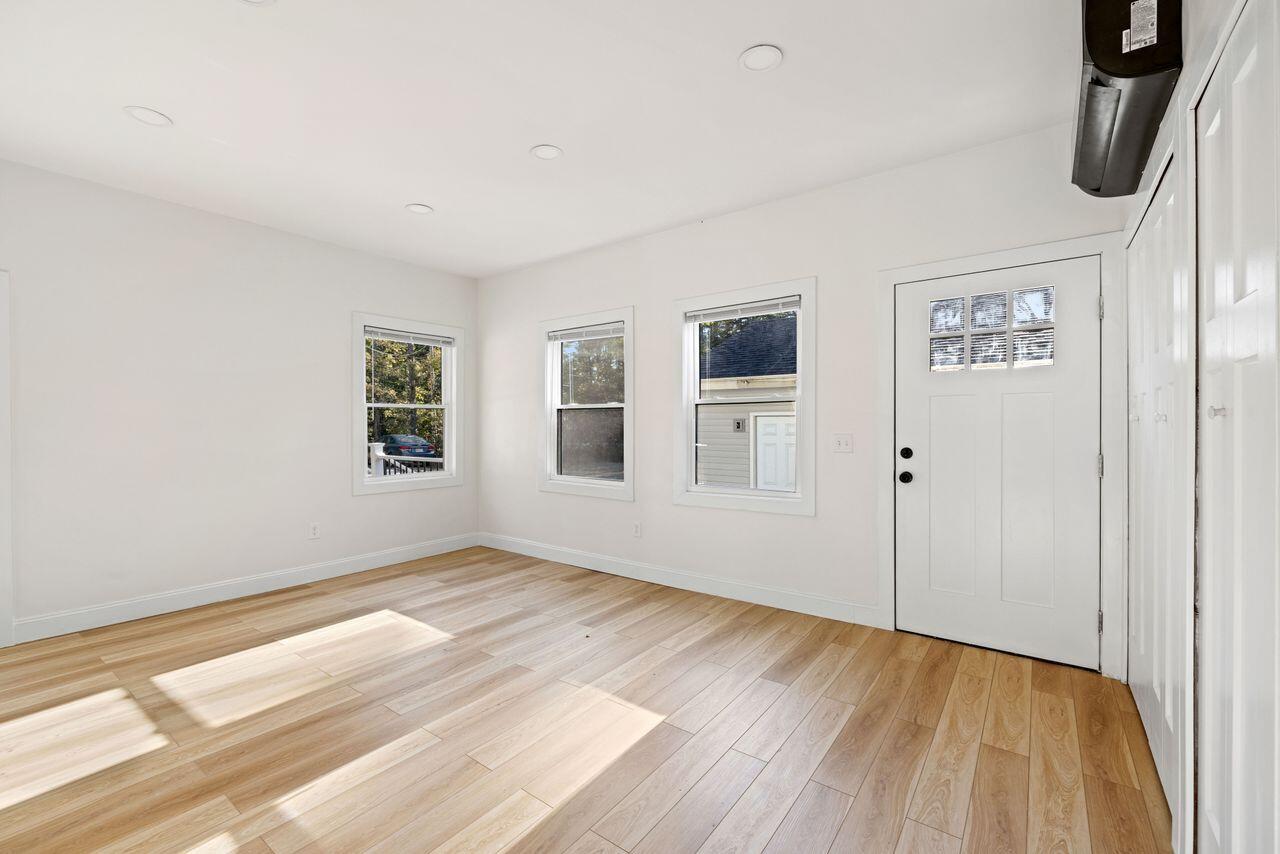 4 Deer Crossing Road Limerick ME 04048