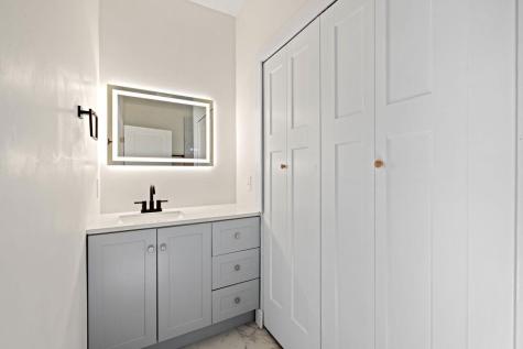 4 Deer Crossing Road Limerick ME 04048