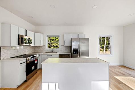 4 Deer Crossing Road Limerick ME 04048