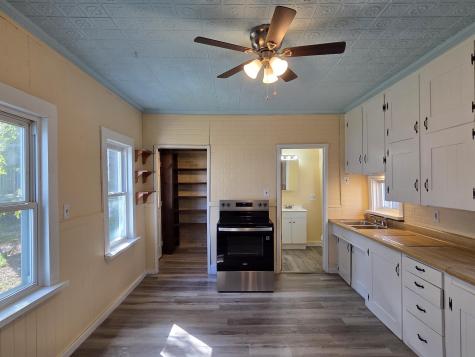 16 Kendall Street Augusta ME 04330