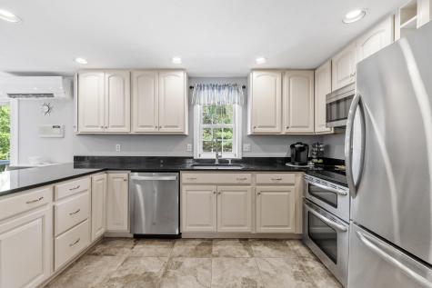 9 Patterson Drive Kennebunk ME 04043