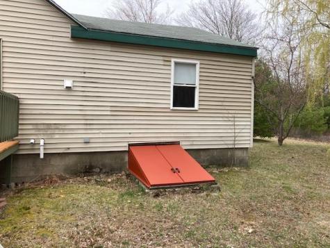 1384 Maine Street Poland ME 04274