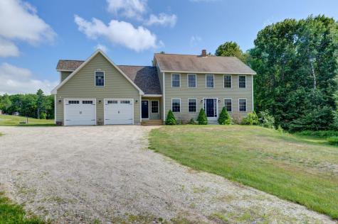 19 Allen Lane Naples ME 04055