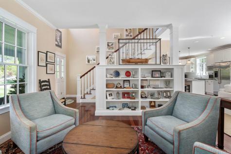 24 Parker Way Falmouth ME 04105
