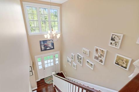 24 Parker Way Falmouth ME 04105