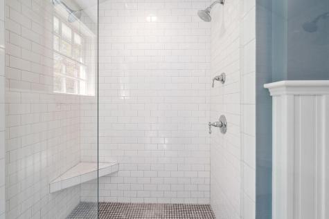 24 Parker Way Falmouth ME 04105
