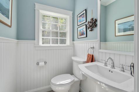 24 Parker Way Falmouth ME 04105