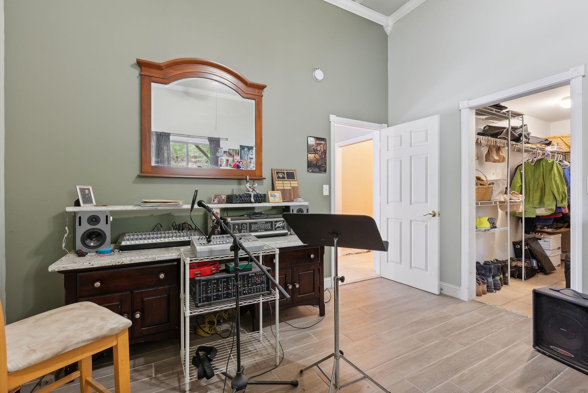 316 Back Street Hebron ME 04238