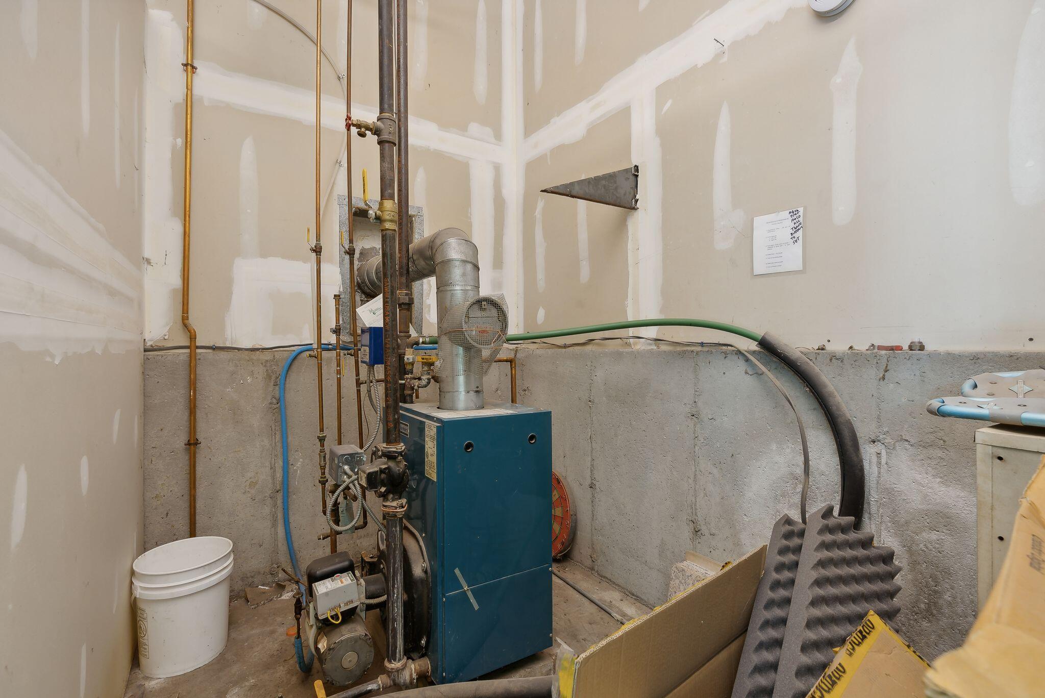 316 Back Street Hebron ME 04238