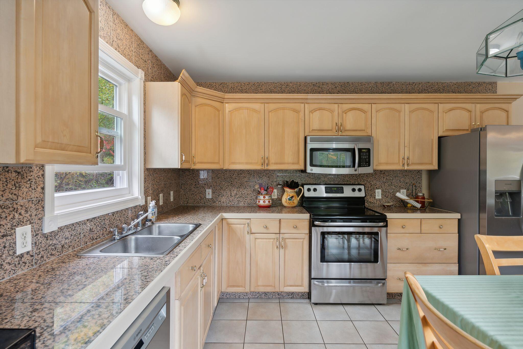 316 Back Street Hebron ME 04238