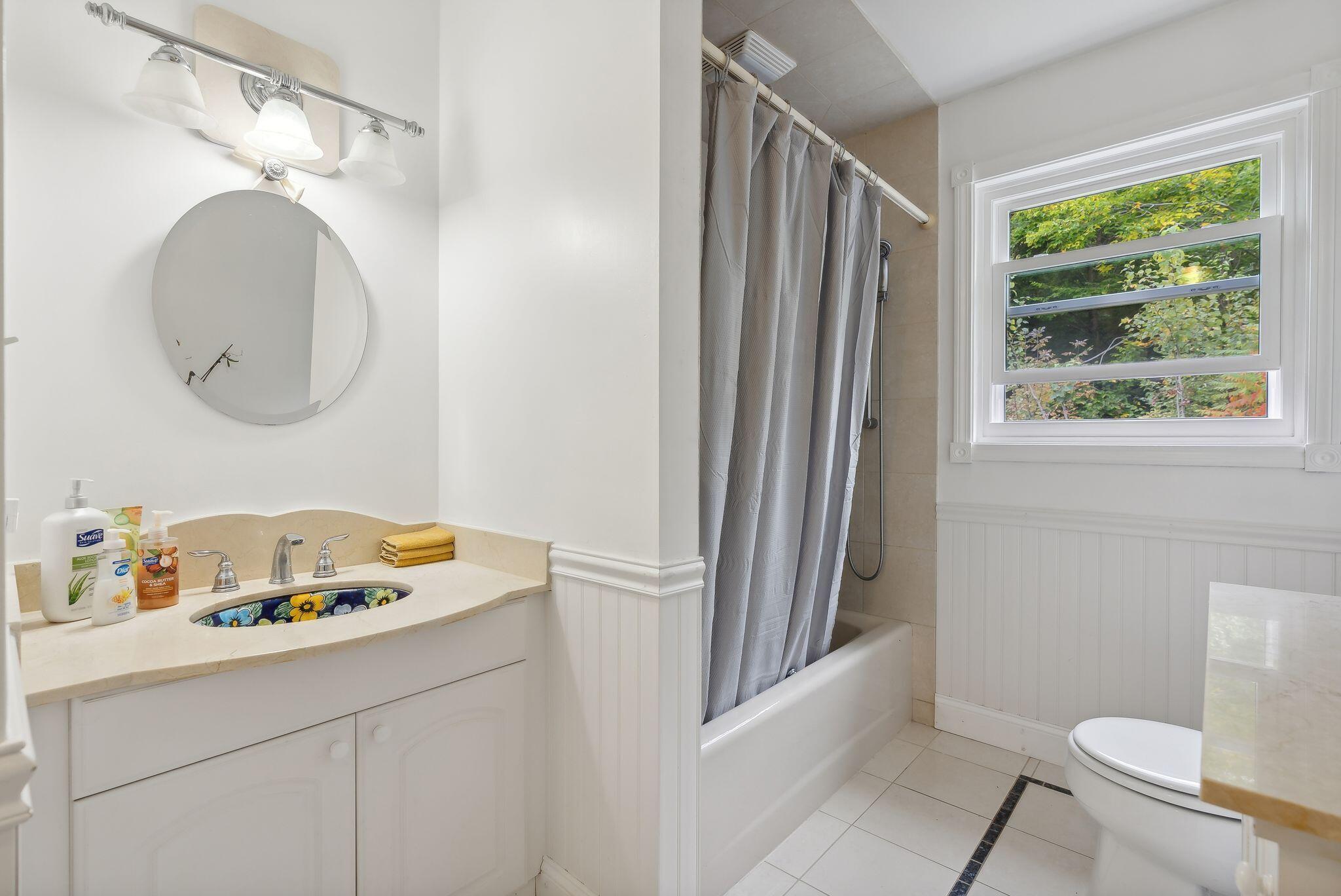 316 Back Street Hebron ME 04238