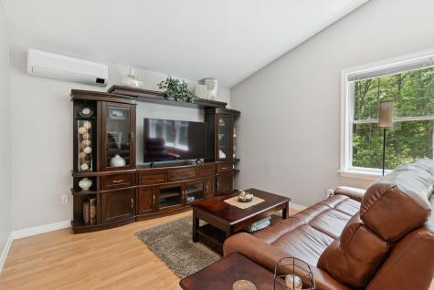 7 Dakota Lane Dresden ME 04342