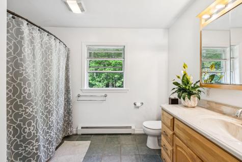 7 Dakota Lane Dresden ME 04342