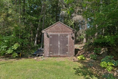 7 Dakota Lane Dresden ME 04342