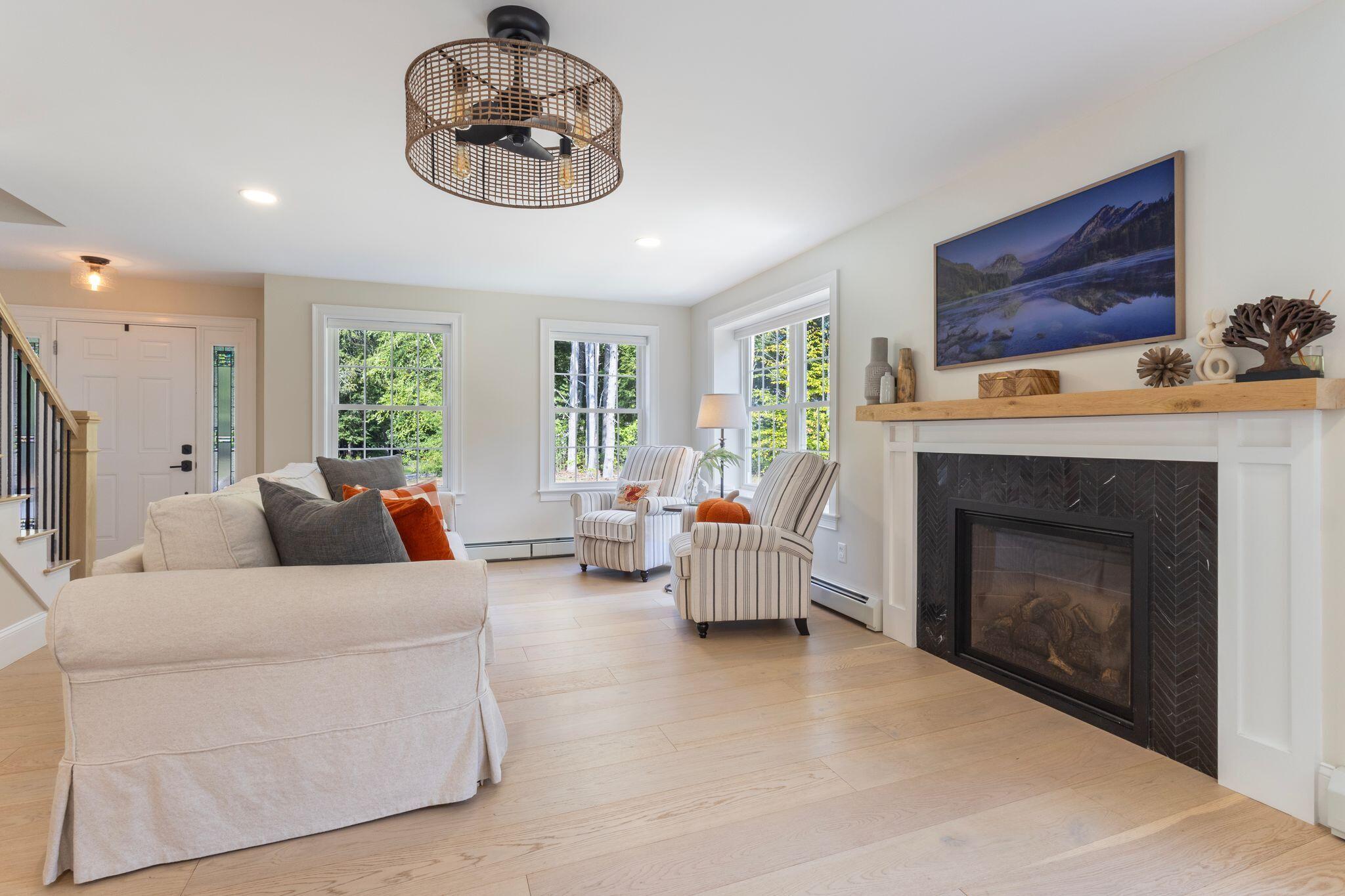 15 Silver Brook Circle Scarborough ME 04074