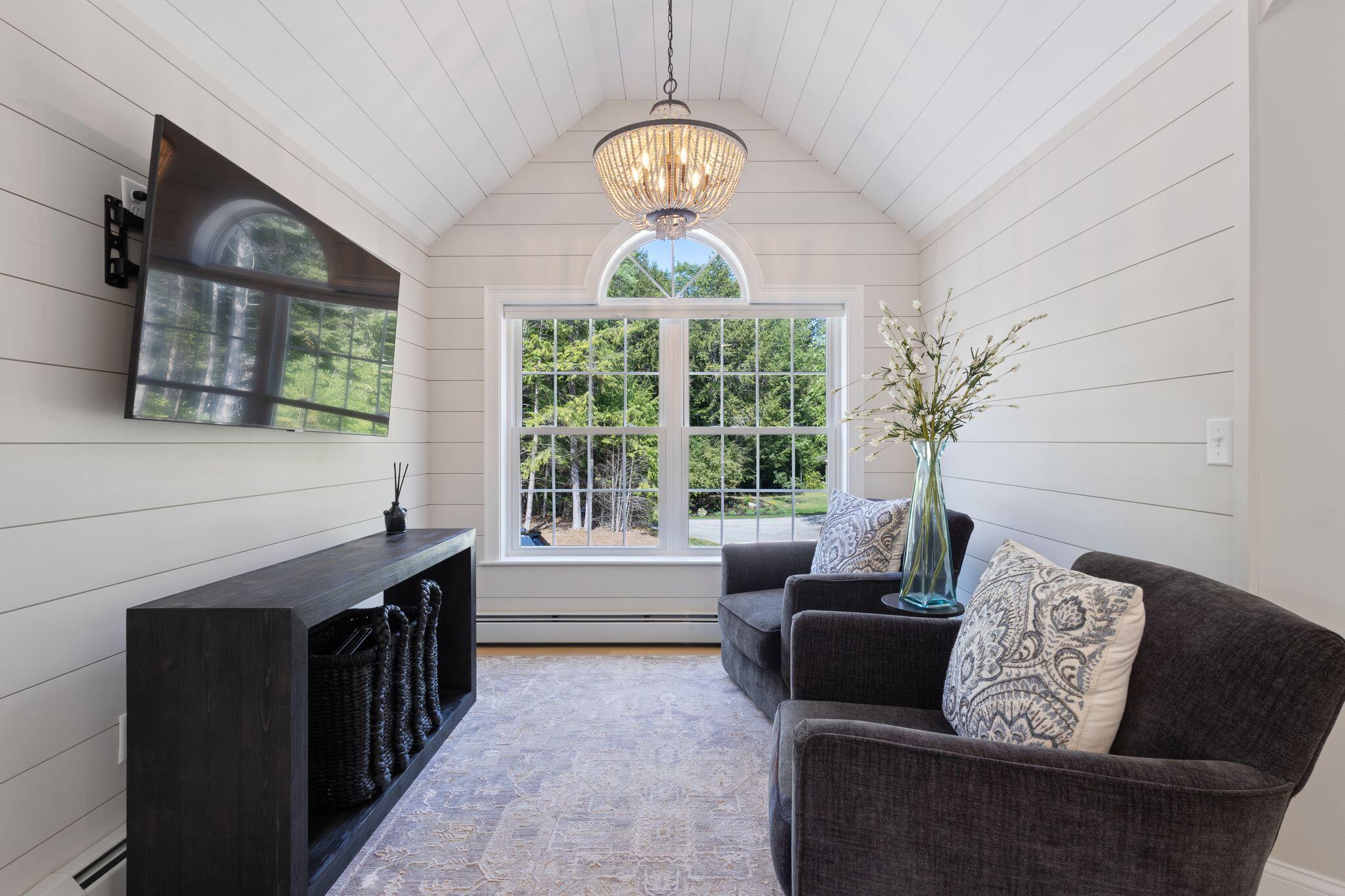 15 Silver Brook Circle Scarborough ME 04074