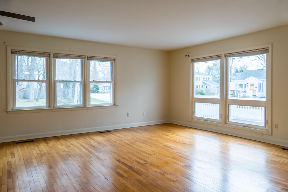 37 Moore Avenue Brunswick ME 04011