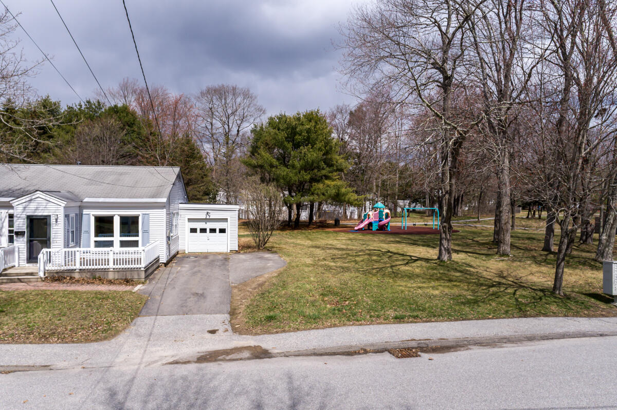 37 Moore Avenue Brunswick ME 04011