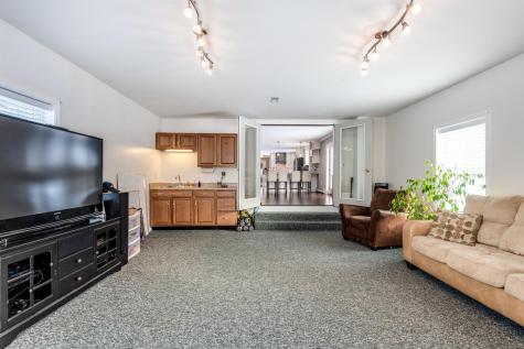 132 Greenwood Road Norway ME 04268