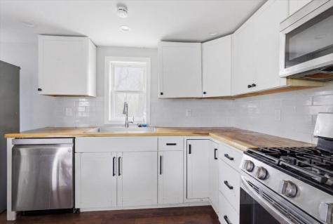 18 Coolidge Avenue Saco ME 04072