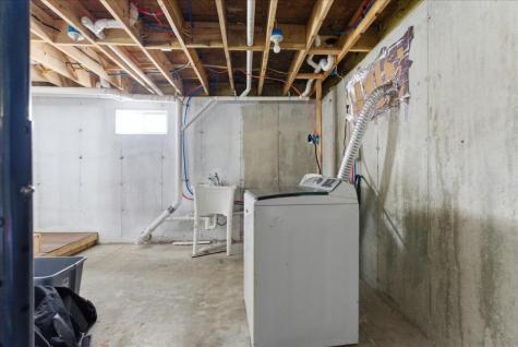 18 Coolidge Avenue Saco ME 04072