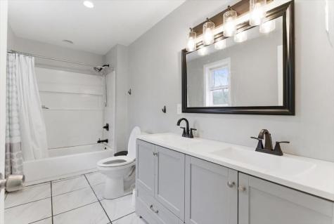 18 Coolidge Avenue Saco ME 04072