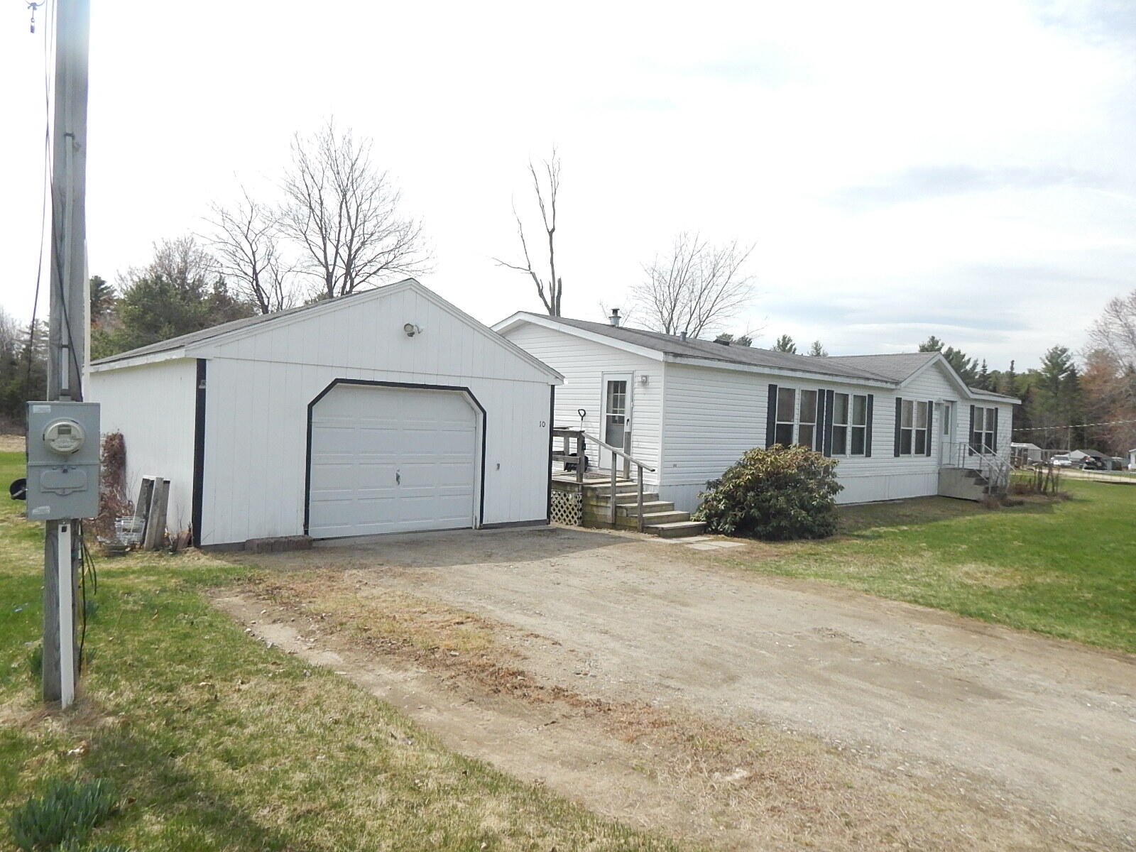 10 Mountain View Road Leeds ME 04263