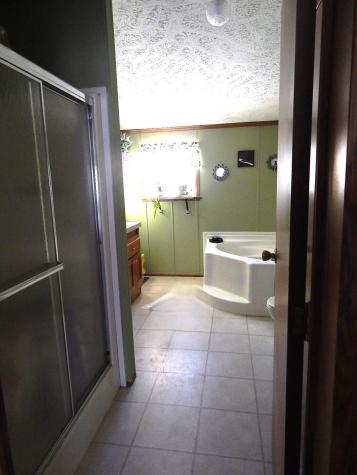 10 Mountain View Road Leeds ME 04263