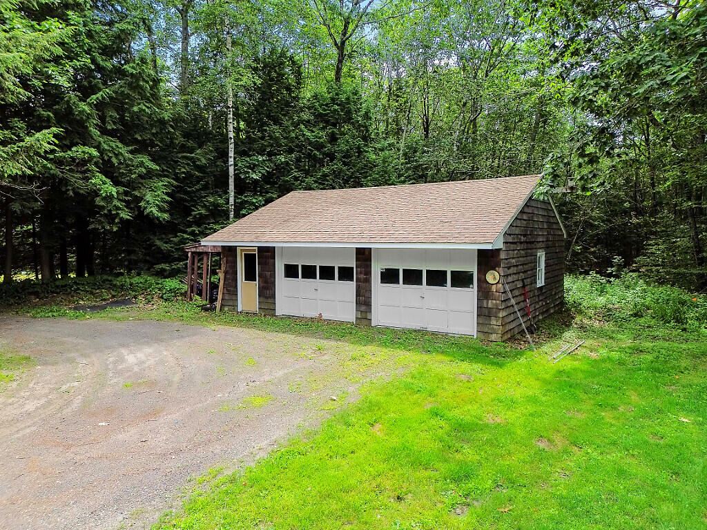 2672 N Belfast Avenue Augusta ME 04330