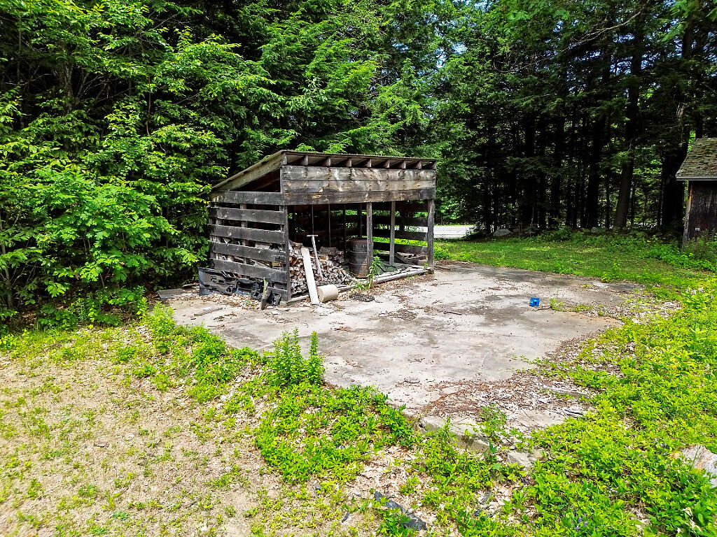 2672 N Belfast Avenue Augusta ME 04330