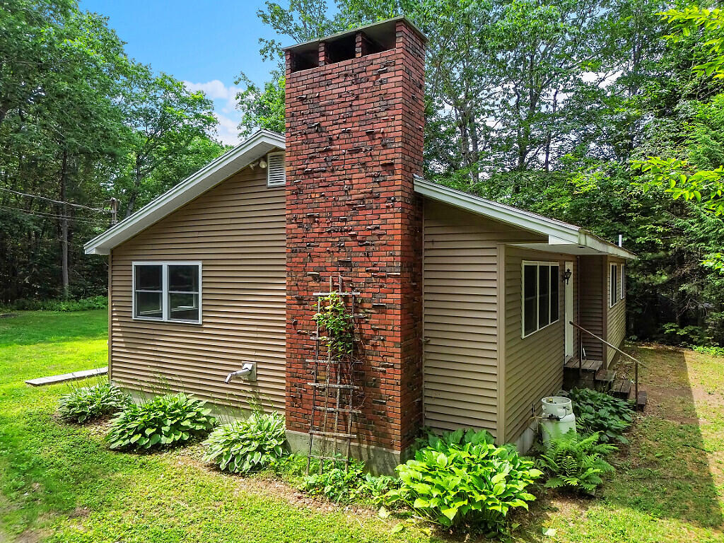 2672 N Belfast Avenue Augusta ME 04330