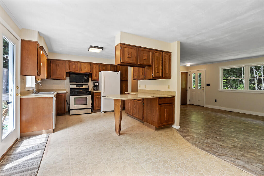 2672 N Belfast Avenue Augusta ME 04330