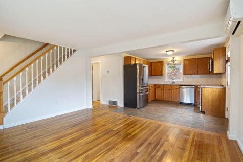 15 Minat Avenue Brunswick ME 04011