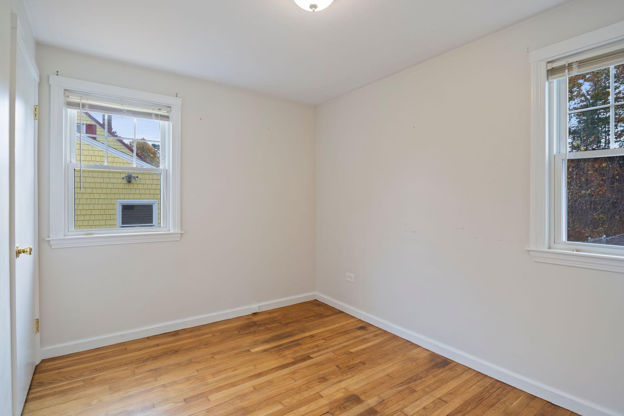 15 Minat Avenue Brunswick ME 04011