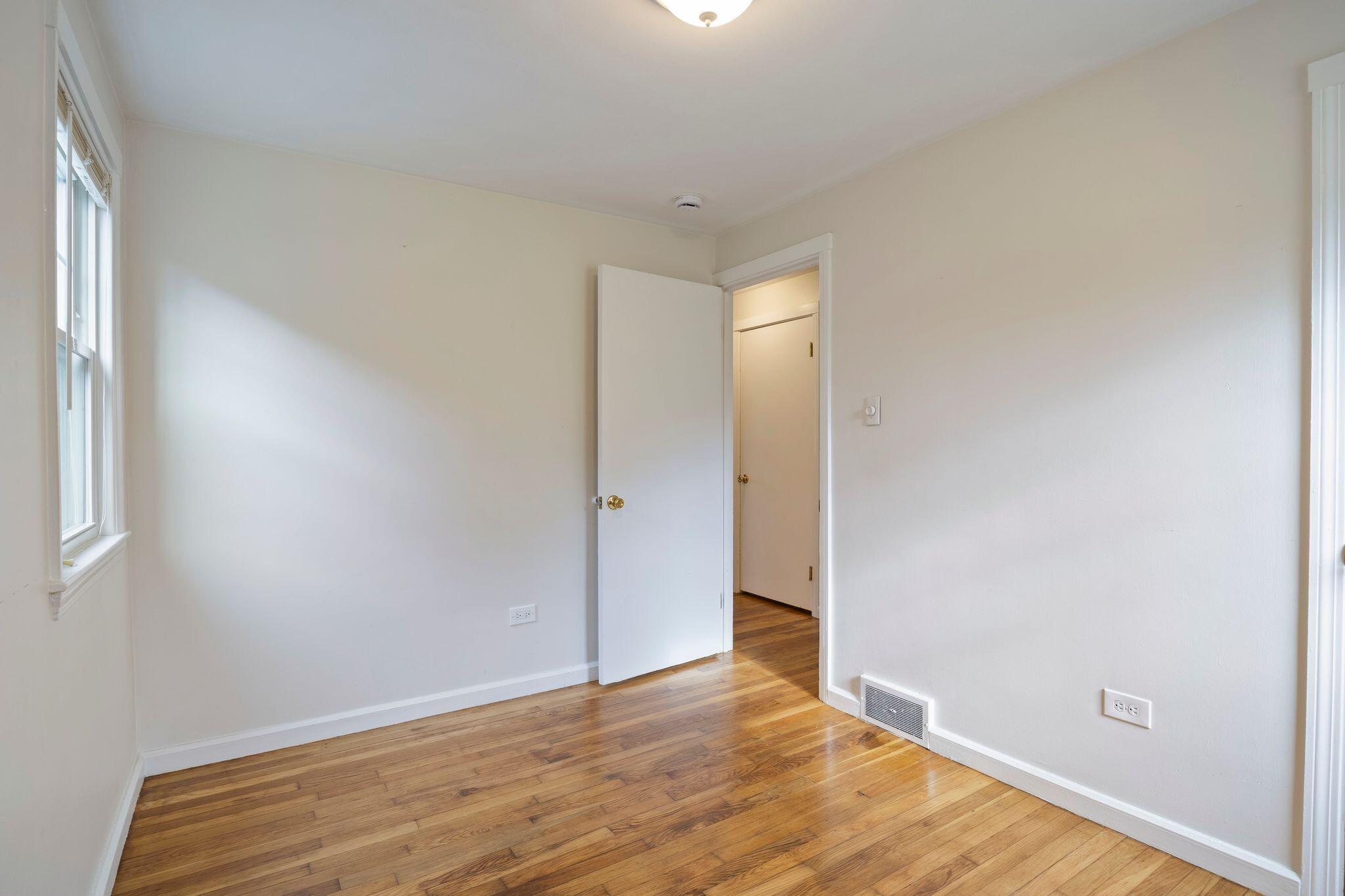 15 Minat Avenue Brunswick ME 04011