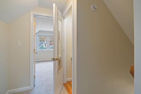 15 Minat Avenue Brunswick ME 04011