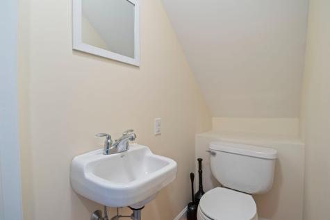 15 Minat Avenue Brunswick ME 04011