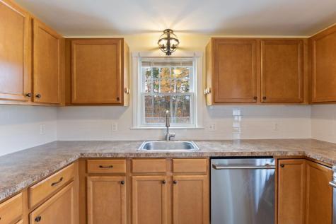 15 Minat Avenue Brunswick ME 04011