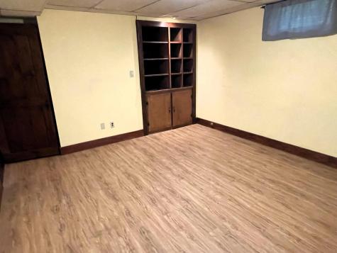 17 Waterman Road Buxton ME 04093