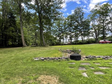 17 Waterman Road Buxton ME 04093