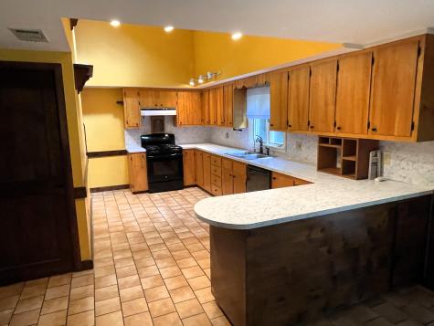 17 Waterman Road Buxton ME 04093