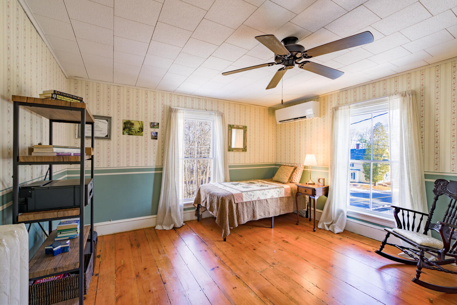 136 Talbot Avenue Rockland ME 04841