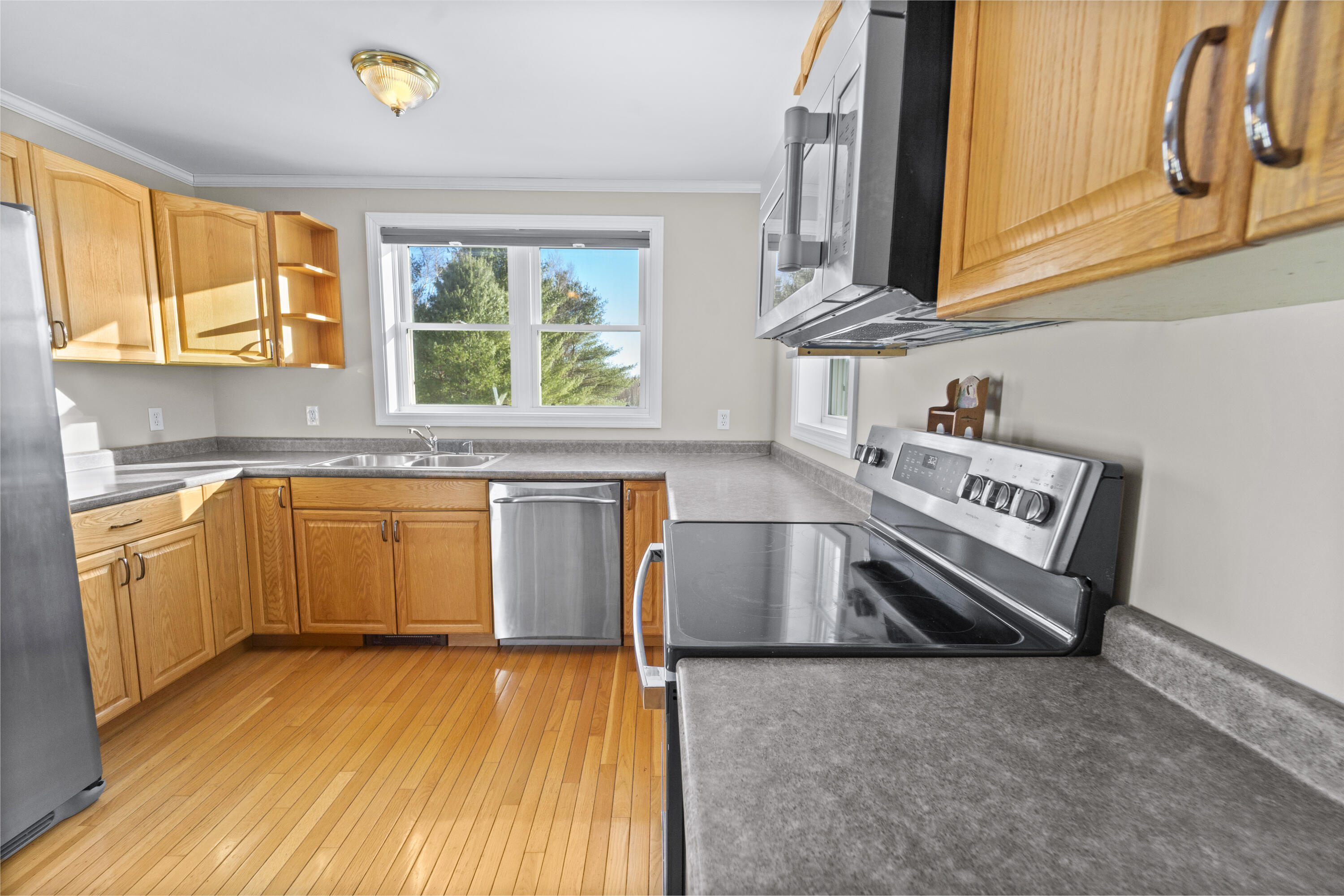 50 Emerald Drive Hampden ME 04444